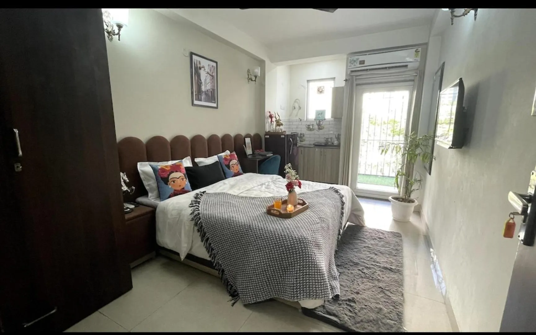 Stayo Rooms Sector 42 Gurgaon 0*,  India