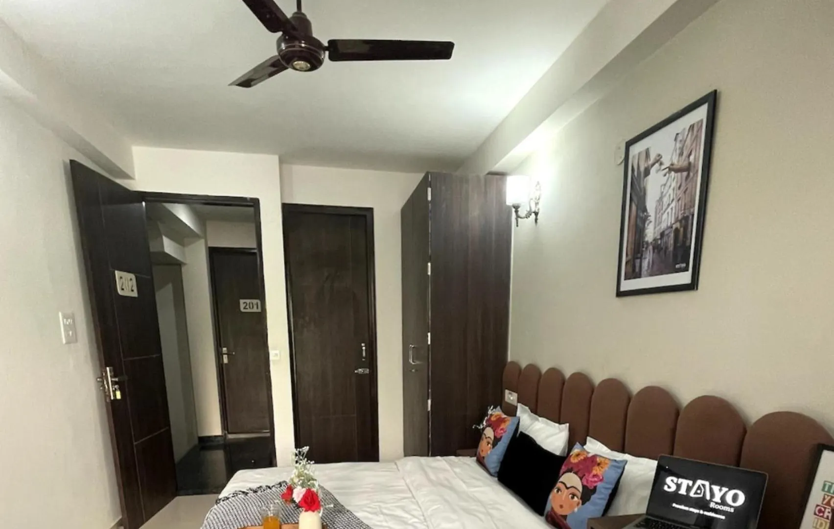 Stayo Rooms Sector 42 Gurgaon