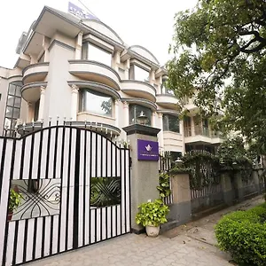 Hotel Well & Homes, Gurgaon